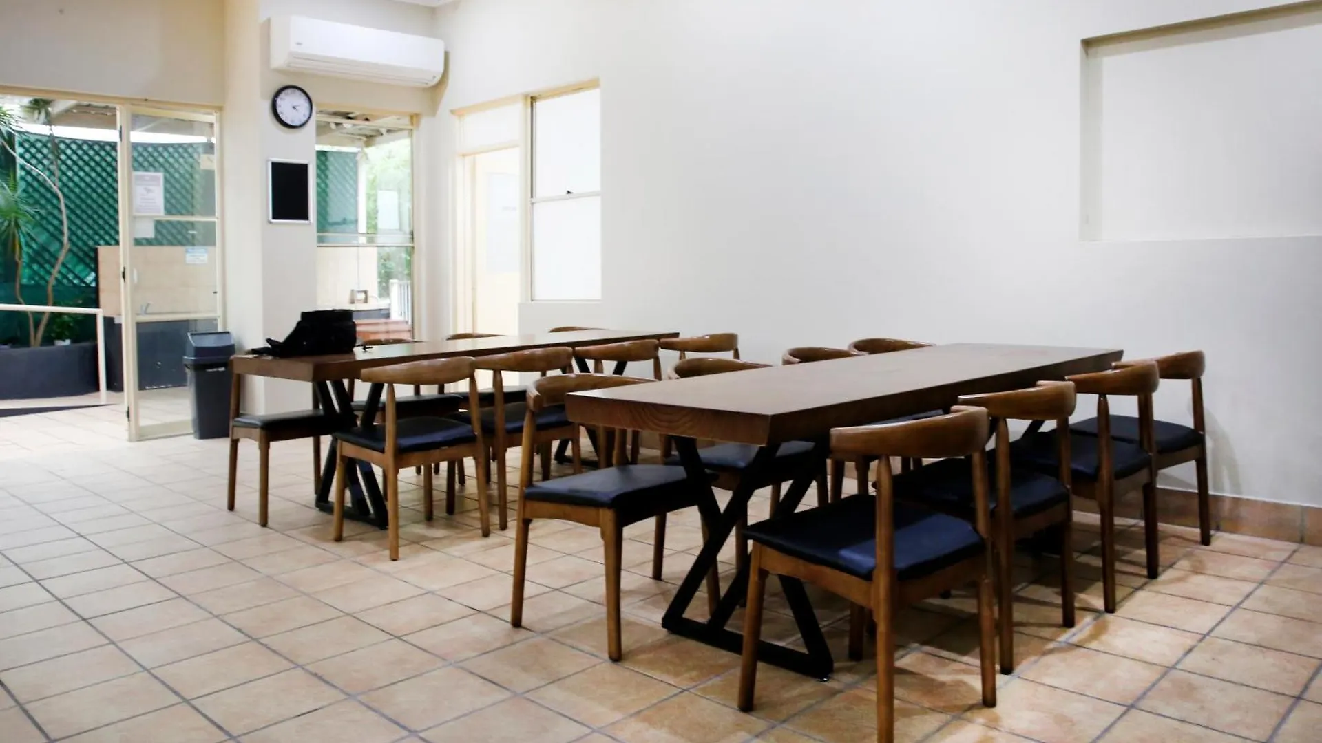 Breeze Inn Gold Coast
