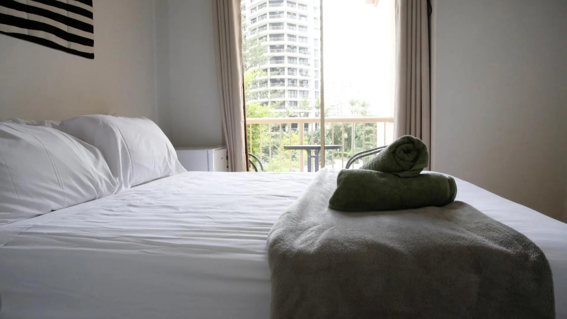 Breeze Inn Gold Coast